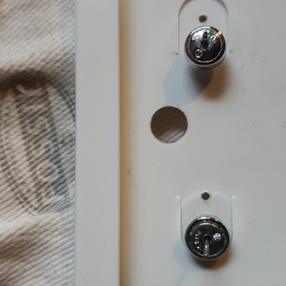 FOSSILS BUTTERFLY EARINGS - Picture 2 of 4